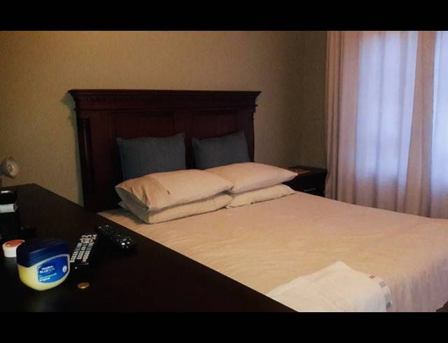 3 BEDROOM HOUSE FOR SALE IN UMLAZI BB